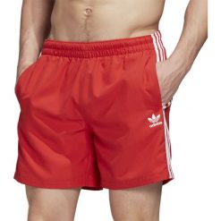 ADIDAS 3-STRIPES SWIM SHORTS > FM9876. Spodenki i szorty męskie Adidas, xl, w paski, z poliesteru, street, krótkie. Za 149,99 zł.