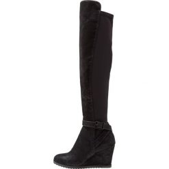 Bullboxer Muszkieterki black. Szare buty zimowe damskie marki Bullboxer, z materiału, na sznurówki. W wyprzedaży za 231,20 zł.