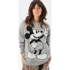 Sweter z Myszką Miki - Szary. Szare swetry klasyczne damskie Reserved, m. Za 159,99 zł.