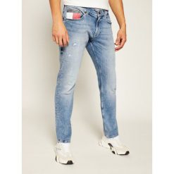 Jeansy Slim Fit Tommy Jeans Scanton DM0DM08491. Niebieskie jeansy męskie Tommy Jeans, m, bez wzorów. Za 579,00 zł.