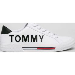Tommy Jeans - Tenisówki. Szare trampki męskie Tommy Jeans, bez wzorów, z jeansu, na sznurówki. W wyprzedaży za 299,90 zł.