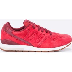 New Balance - Buty MRL996LO. Czerwone halówki męskie marki New Balance, z gumy, na sznurówki. W wyprzedaży za 219,90 zł.