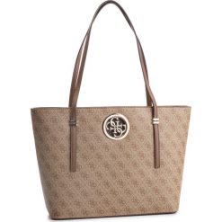 Torebka GUESS - HWSG71 86230 BRO. Pomarańczowe torby damskie na zakupy Guess, z aplikacjami, ze skóry ekologicznej, klasyczne, bez dodatków. Za 599,00 zł.