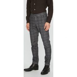 Jack & Jones - Spodnie. Szare spodnie męskie Jack & Jones, na co dzień, bez wzorów, z elastanu, casualowe. W wyprzedaży za 139,90 zł.