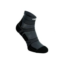 Skarpety KIPRUN STRAP. Czarne skarpetki męskie KALENJI. Za 24,99 zł.
