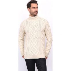Golfy męskie: Sweter w kolorze beżowym