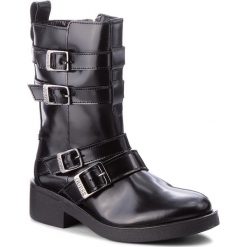 Botki GUESS - Zamaya FLZAM4 LEA10 BLACK. Czarne botki damskie skórzane marki Guess. W wyprzedaży za 459,00 zł.