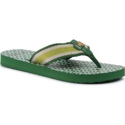 Japonki TORY BURCH - Gemini Link Thin Flip Flop 61715 Arugula/Arugula/Gemini Link 311. Zielone klapki damskie Tory Burch, bez wzorów, ze skóry, bez obcasa. Za 339,00 zł.