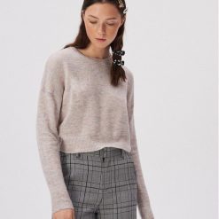 Lekki sweter typu crop - Wielobarwn. Swetry damskie Sinsay, s, bez wzorów, bez rękawów, bez kaptura. Za 49,99 zł.