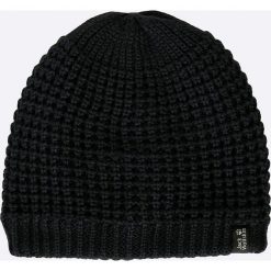 Jack Wolfskin - Czapka Milton. Czarne czapki zimowe męskie Jack Wolfskin, z dzianiny. W wyprzedaży za 79,90 zł.
