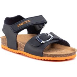 Sandały GEOX - J Ghita B. B J028LB 000BC C4064 M Navy. Niebieskie sandały chłopięce Geox, z materiału. Za 179,00 zł.