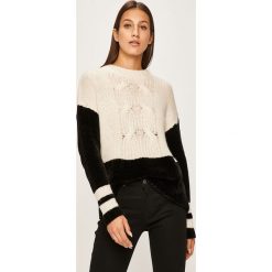 Answear - Sweter. Czarne swetry damskie ANSWEAR, s, bez wzorów, z wiskozy, bez rękawów, bez kaptura. W wyprzedaży za 69,90 zł.