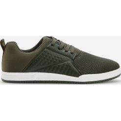Półbuty z łączonych materiałów - Khaki. Brązowe półbuty męskie Reserved, bez wzorów, z materiału, bez zapięcia. Za 139,99 zł.