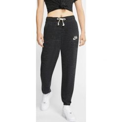 Nike Gym Vintage Spodnie dresowe Czarny. Czarne spodnie damskie Nike, xs, z bawełny, vintage. Za 206,95 zł.