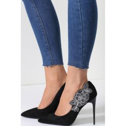 Czarne Szpilki Charming Bouquet. Czarne szpilki vices. Za 79,99 zł.