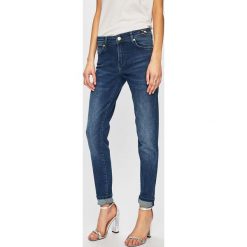 Versace Jeans - Jeansy. Niebieskie jeansy damskie Versace Jeans, l. W wyprzedaży za 479,90 zł.