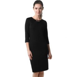 Sukienka w kolorze czarnym. Czarne sukienki damskie Far Far Fashion, Ryłko by Agnes&Paul, bez wzorów, z okrągłym kołnierzem, bez rękawów. W wyprzedaży za 79,95 zł.