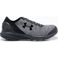 Under Armour - Buty Charged Escape. Szare buty sportowe męskie marki Under Armour, z gumy, na sznurówki. W wyprzedaży za 279,90 zł.