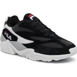 Sneakersy FILA - V94M R Low 1010716.12S Black/White. Czarne sneakersy męskie Fila, bez zapięcia. W wyprzedaży za 299,00 zł.