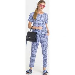 STYLIZACJA NA CO DZIEŃ. Różowe bluzki damskie Weekend Max Mara, z aplikacjami, eleganckie, bez kołnierzyka, bez rękawów. Za 2119,00 zł.