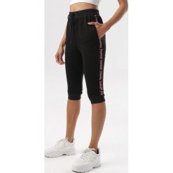 Czarne Spodnie Fontalis. Czarne spodnie damskie Born2be, s, z dresówki. W wyprzedaży za 59,99 zł.