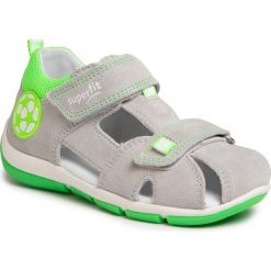 Sandały SUPERFIT - 6-09142-25 D Hellgrau/Grün. Szare sandały chłopięce Superfit, ze skóry, bez zapięcia. Za 229,00 zł.