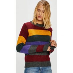 Only - Sweter Dina. Brązowe swetry klasyczne damskie ONLY, l, z dzianiny, z okrągłym kołnierzem. W wyprzedaży za 139,90 zł.
