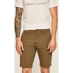 Levi's - Szorty. Zielone spodenki i szorty męskie Levi's®, s, bez wzorów, z elastanu, casualowe. W wyprzedaży za 149,90 zł.