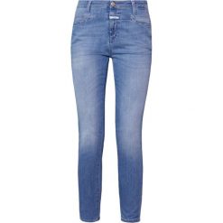CLOSED SKINNY PUSHER Jeans Skinny Fit light sky. Niebieskie jeansy damskie CLOSED, bez wzorów, z elastanu. W wyprzedaży za 486,85 zł.