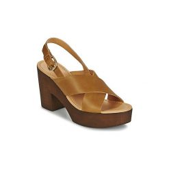 Sandały Vero Moda VMFLICA LEATHER SANDAL. Pomarańczowe sandały damskie Vero Moda, bez wzorów, bez obcasa, bez zapięcia. Za 247,20 zł.