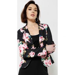 Czarna Marynarka Roses Code. Czarne marynarki i żakiety damskie marki other, l. Za 99,99 zł.