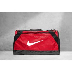 NIKE BRASILIA 6 DUFFEL > BA5334-657 R. M. Torby męskie na ramię Nike, w paski, sportowe. W wyprzedaży za 109,99 zł.