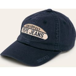 Pepe Jeans - Czapka Katla. Niebieskie czapki męskie Pepe Jeans, bez wzorów, z bawełny. W wyprzedaży za 69,90 zł.