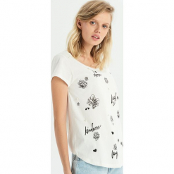 T-shirt z aplikacją z pereł - Kremowy. Białe t-shirty damskie Sinsay, l, z aplikacjami. Za 24,99 zł.
