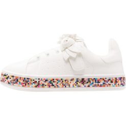 Trampki damskie slip on: Hot Soles Tenisówki i Trampki white