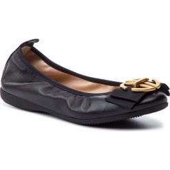 Baleriny LA BALLERINA - 218-057 Nappa Nero. Czarne baleriny damskie La Ballerina, bez wzorów, ze skóry, bez obcasa, bez zapięcia. Za 379,00 zł.