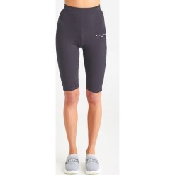 SPODENKI john richmond sport. Czarne spodenki sportowe damskie John Richmond Sport, s, z nadrukiem, z materiału, sportowe. Za 129,00 zł.