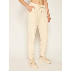 Spodnie dresowe Trussardi Jeans 56P00215. Czarne spodnie damskie Trussardi Jeans, xs, z jeansu. Za 429,00 zł.