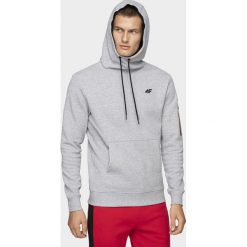 Bluza męska BLM070 - chłodny jasny szary melanż. Szare bluzy męskie xl, bez wzorów, z bawełny, z kapturem, bez rękawów, z kapturem. W wyprzedaży za 129,99 zł.