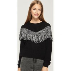Sweter z frędzlami - Czarny. Czarne swetry klasyczne damskie marki Sinsay, l. Za 59,99 zł.