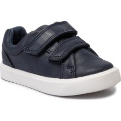 Sneakersy CLARKS - City OasisLo T 261405017 Navy. Niebieskie trampki chłopięce Clarks, bez wzorów, ze skóry, na rzepy. Za 199,00 zł.