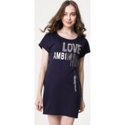 Granatowa Sukienka Comply. Czarne sukienki damskie marki Born2be, s, bez wzorów, z dzianiny, bez kołnierzyka, z krótkim rękawem, krótkie, mini, dopasowane. Za 39,99 zł.