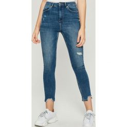 Jeansy skinny z wysokim stanem - Niebieski. Niebieskie spodnie z wysokim stanem Sinsay, z jeansu. Za 79,99 zł.