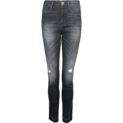 Guess Jeansy "Cigarette Leg". Jeansy damskie Guess. Za 149,00 zł.