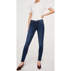 Mango - Jeansy Kim2. Niebieskie rurki damskie marki Mango. Za 119,90 zł.