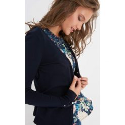 Sweter na guziki. Niebieskie kardigany damskie marki Orsay, s, z dzianiny. Za 49,99 zł.