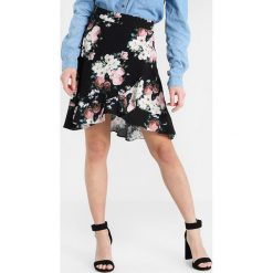 Spódniczki trapezowe: Dorothy Perkins Petite FLORAL RUFFLE SKIRT Spódnica trapezowa black