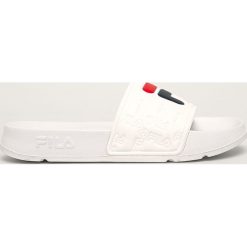 Fila - Klapki. Czarne klapki damskie Fila, bez wzorów, z gumy, bez obcasa, na obcasie. Za 129,90 zł.