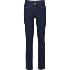 Dżinsy ze stretchem bonprix ciemnoniebieski denim. Niebieskie jeansy damskie bonprix, z jeansu. Za 109,99 zł.