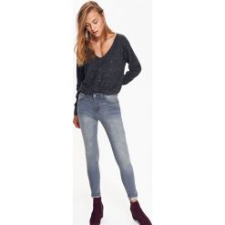 Spodnie damskie skinny. Szare spodnie damskie na zimę, l, z jeansu. W wyprzedaży za 39,99 zł.